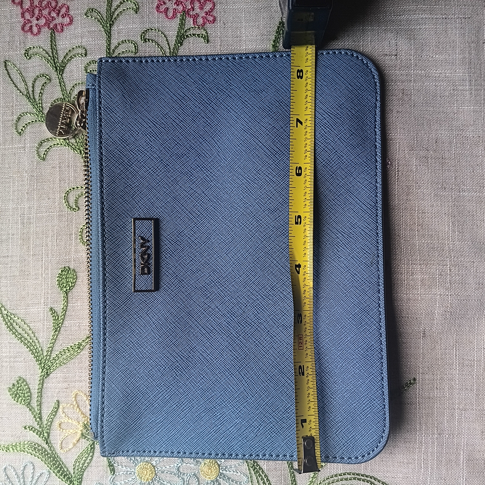 DKNY Blue women's Bag
